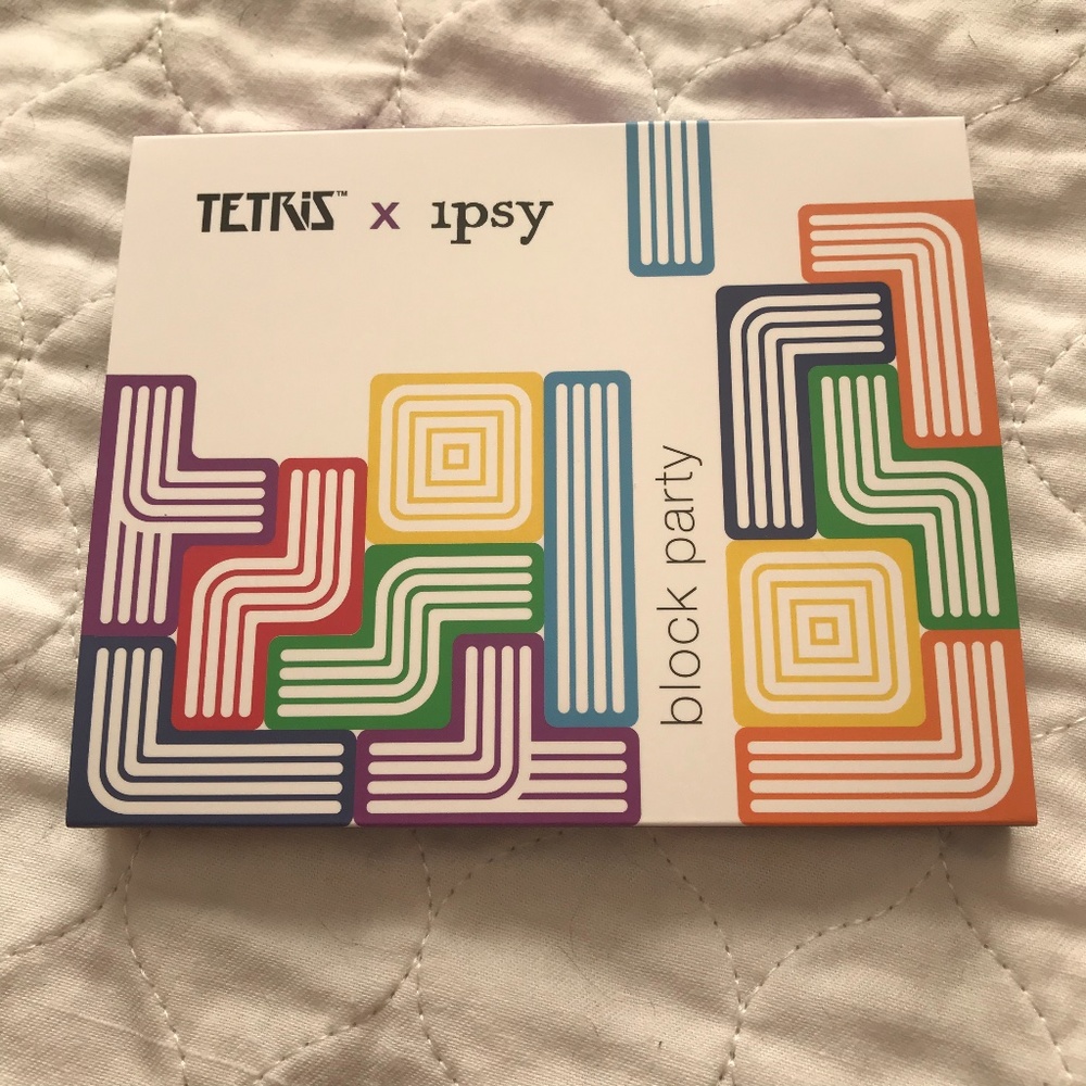 Ipsy x Tetris Block Party eye shadow palette